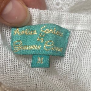 Antica Santoria by Giacoma Cinque white top tie in the back.